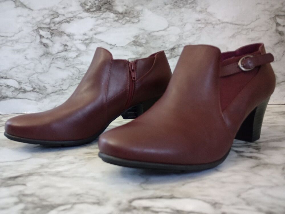 NWT Croft & Barrow Ortholite Ankle Boots Block Heel Size 9.5M